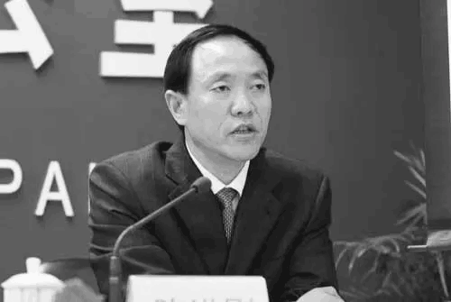 陳洪剛 - 陳洪剛:原重慶市市公安局交警總隊長